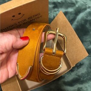 Gold Buckle Tan Belt